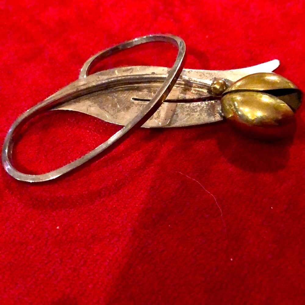 Brooch